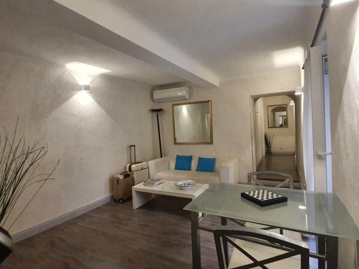 Delsi Suites Pantheon Ρώμη Εξωτερικό φωτογραφία